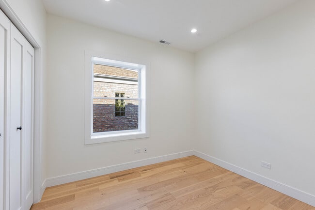 Building Photo - 2920 N 73rd Ct