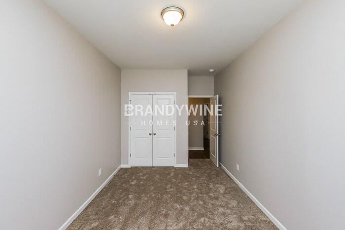 Building Photo - 3332 Lowland Dr