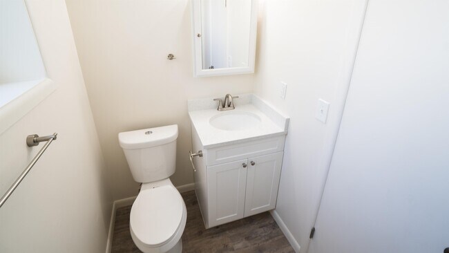 Building Photo - 5558 S Somerset Way