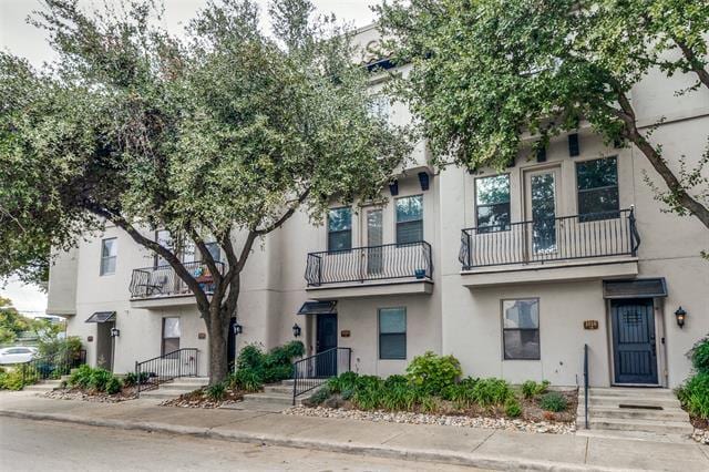 Building Photo - 1016 Liberty St