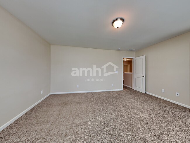 Building Photo - 149 Carolina Wren Ave