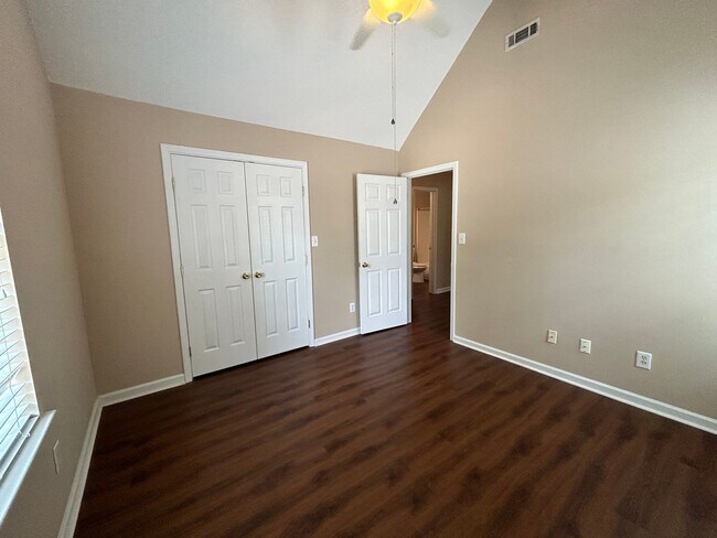 Building Photo - 413 Sherrels Ford