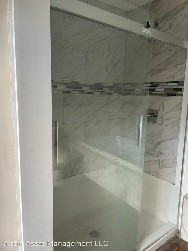 3 br, 2.5 bath House 815 Washington Ave 815 Washington Ave