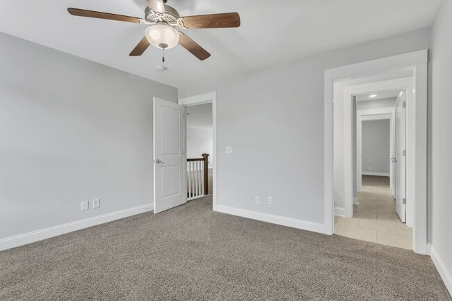 Building Photo - 4BR/3.5BA All-Brick Home Near Top Williams...