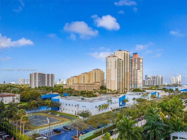 Building Photo - 3030 NE 188th St