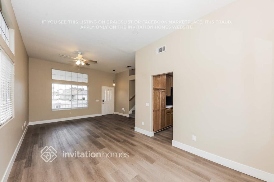 Building Photo - 27025 Hemingway Ct