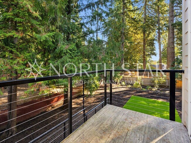 Building Photo - Lake Oswego Home for Lease – Fully Remodeled