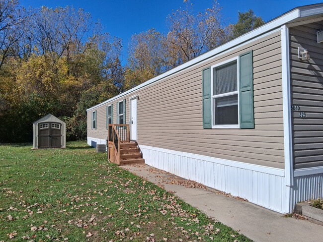 Building Photo - 6040 Georgia