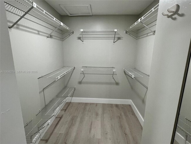 Building Photo - 1331 SW 124th Ct