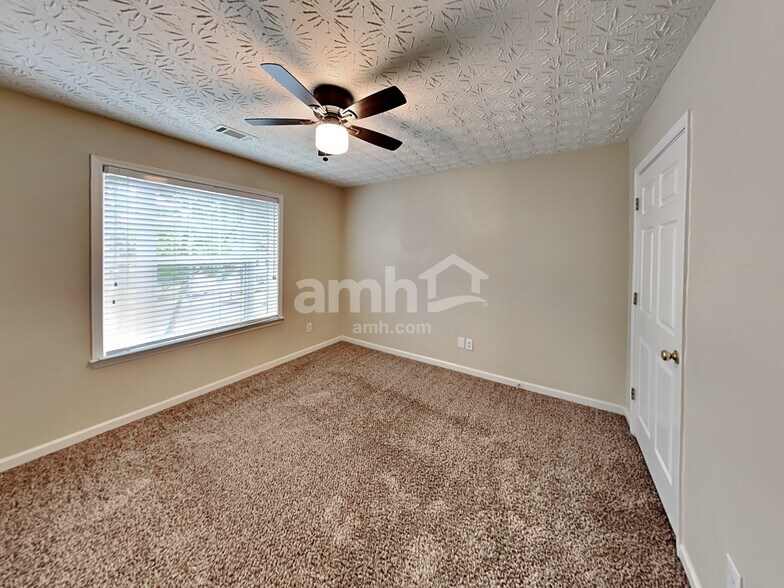 Building Photo - 3510 Bogan Mill Rd