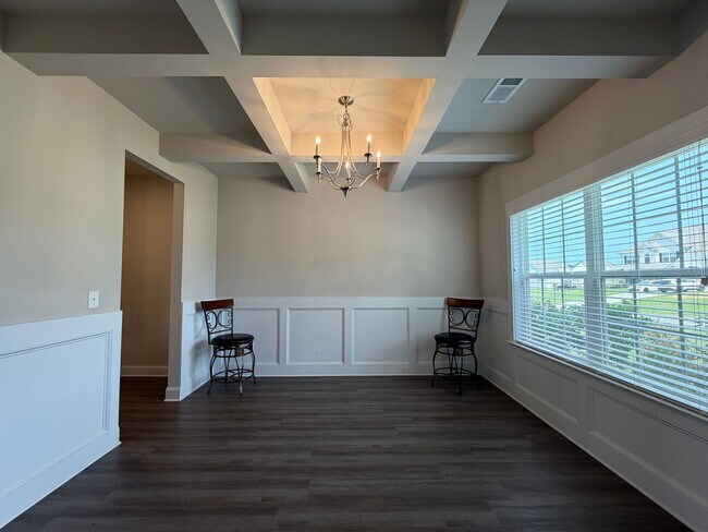 Building Photo - Spacious 4/2.5 House in Rydal- $2,995