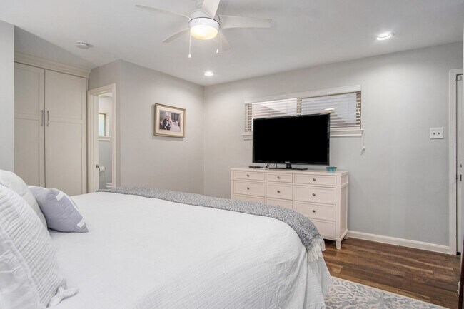 Building Photo - 1743 Nocturne Ln