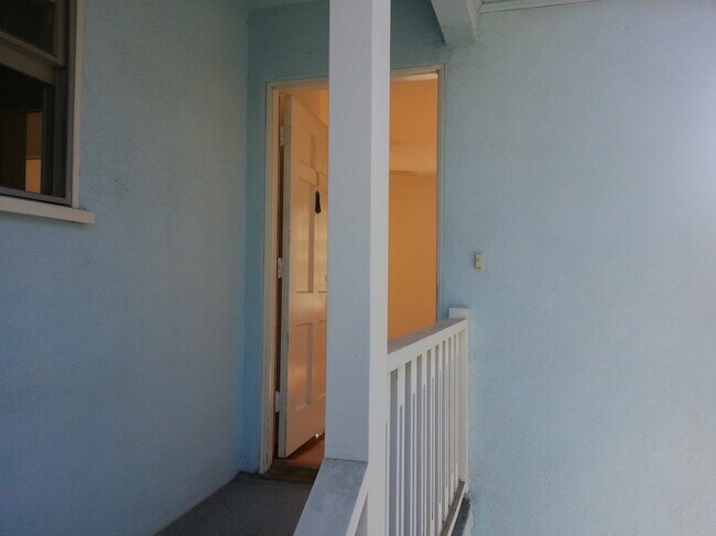 Building Photo - 1306 Princeton St