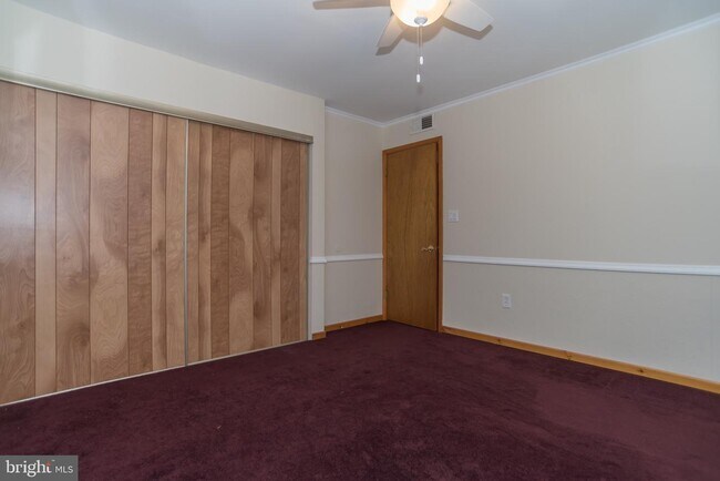 Building Photo - 346 Thornridge Dr
