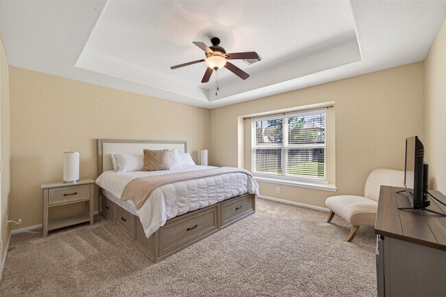 Building Photo - 66 W Lasting Spring Cir