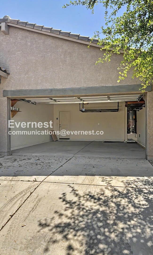 Building Photo - 10667 W Filbert St