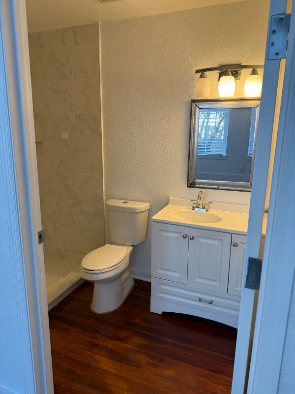 Building Photo - 1090 10th St N