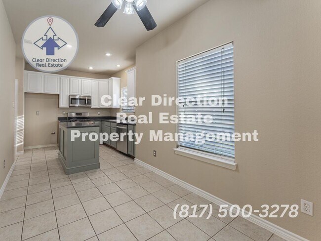 Building Photo - 210 Sendero Dr