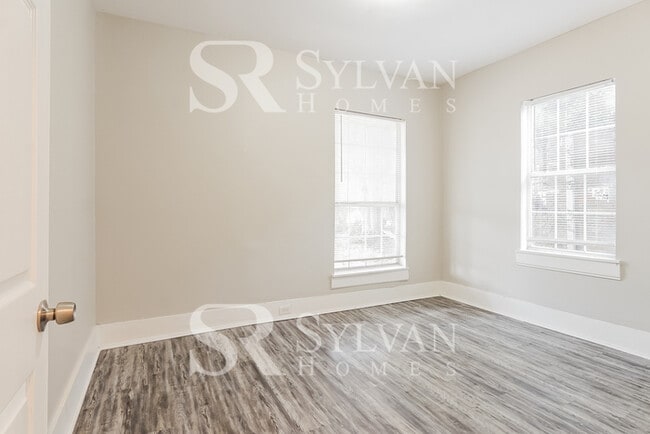 Building Photo - Coming HOME never felt so good!