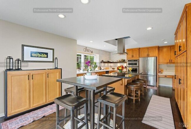 Building Photo - One of a kind home just steps away from Annadel State park