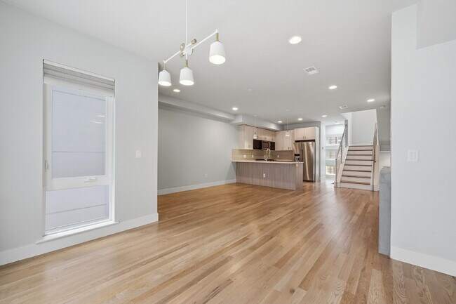 Building Photo - $3,540.95 with $300 off the first month's rent, 2 Beds - 4 Bath, Townhouse in Denver with Cozy Fi...