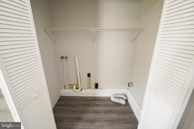 Building Photo - 737 Magnolia Dr