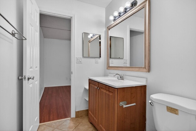 Building Photo - 7599 NW 73rd Terrace