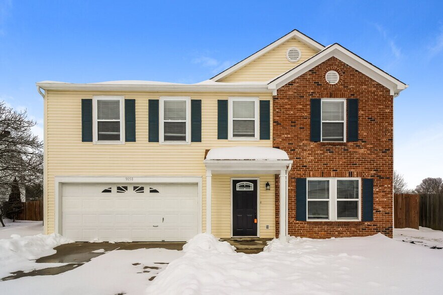 Primary Photo - 9058 Bayview Cir