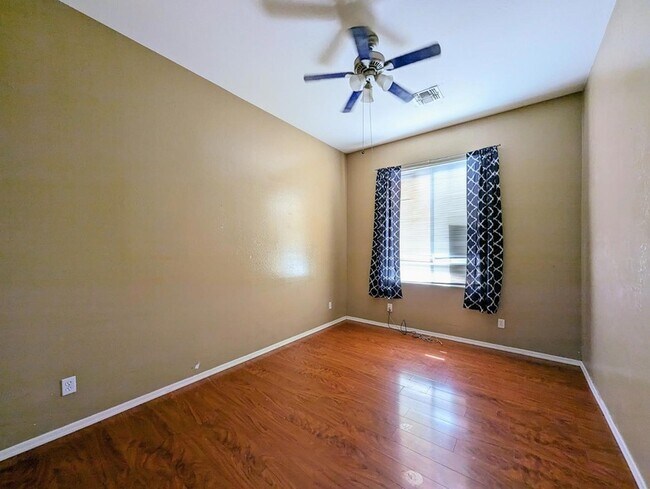 Building Photo - 3310 W Latona Rd