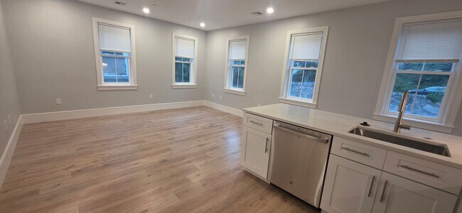 Building Photo - Brand New Luxury Construction with Laundry in Unit and 2 Free Parking Spots.  NO FEE.