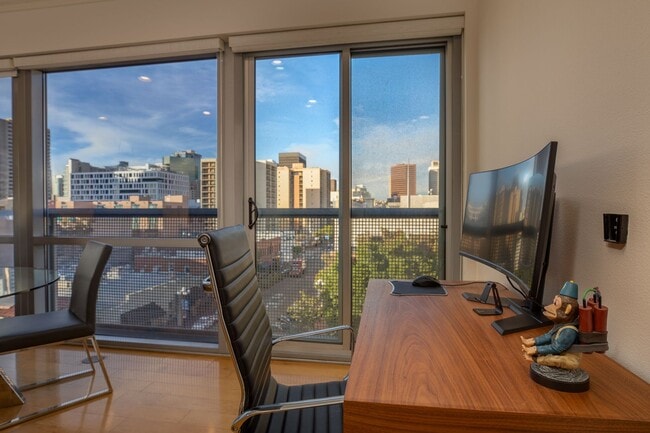 Building Photo - Stunning Corner Condo with City Views in the Heart of Gaslamp