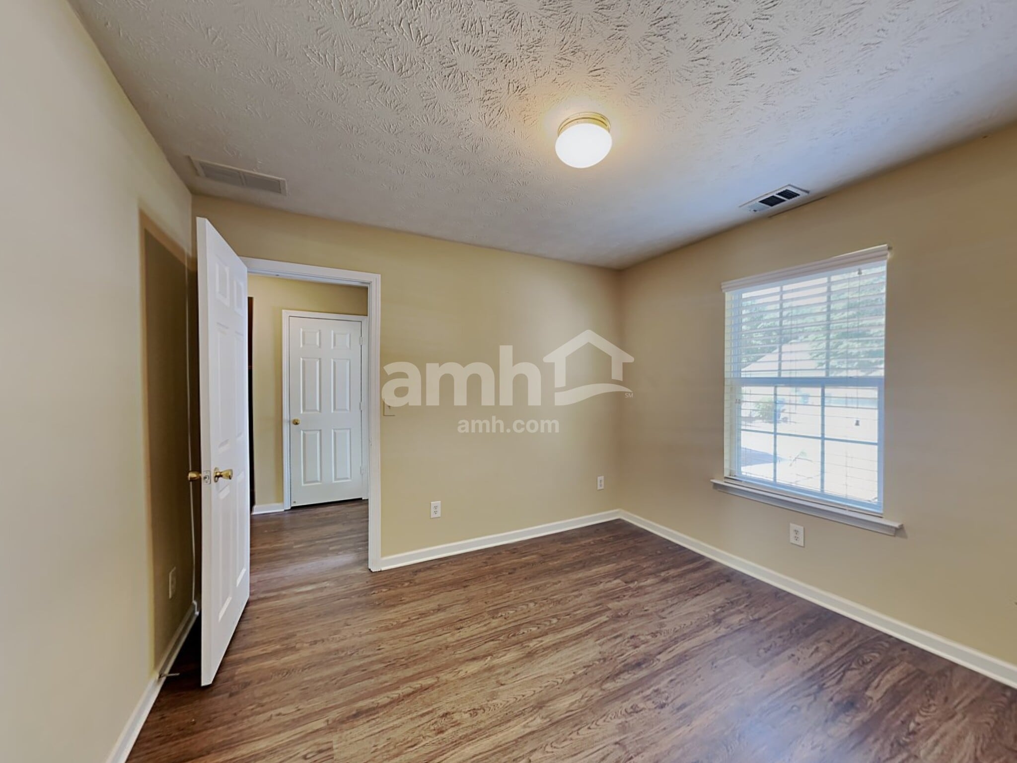 Building Photo - 1225 Stephens Pond View