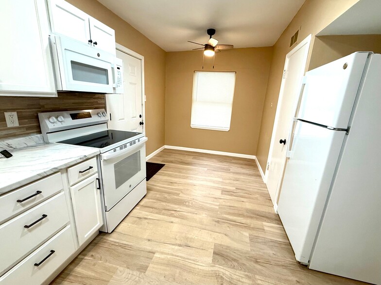 Building Photo - 1535 N Jackson Ave