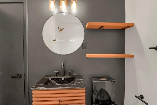 Building Photo - 776 Norwood Rd SE