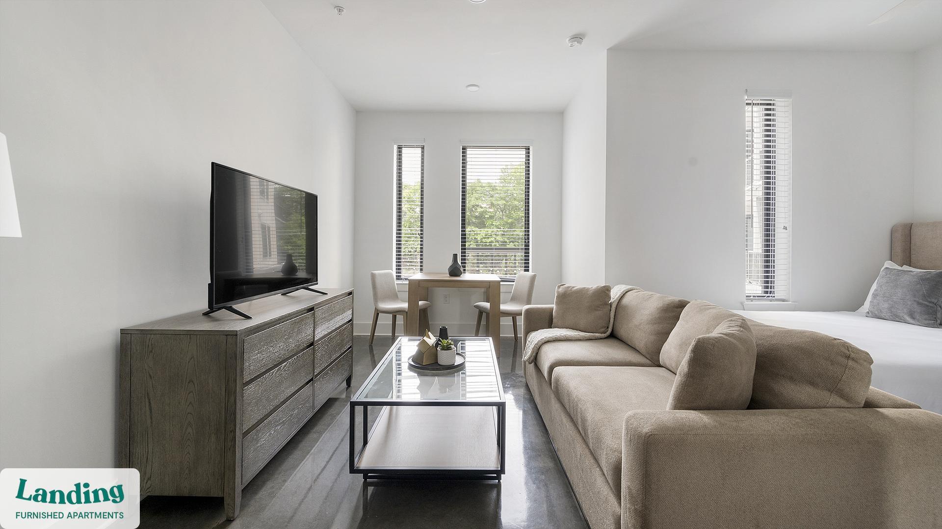 Building Photo - 715 Merritt Ave