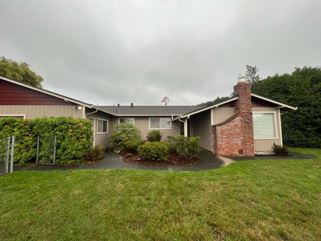 Building Photo - Great Bayside Home