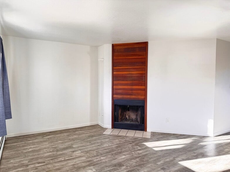 Building Photo - 3575-3528 28th St