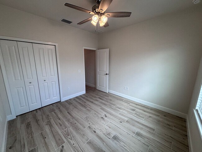 Building Photo - Welcome to this beautifully built 3-bedroo...