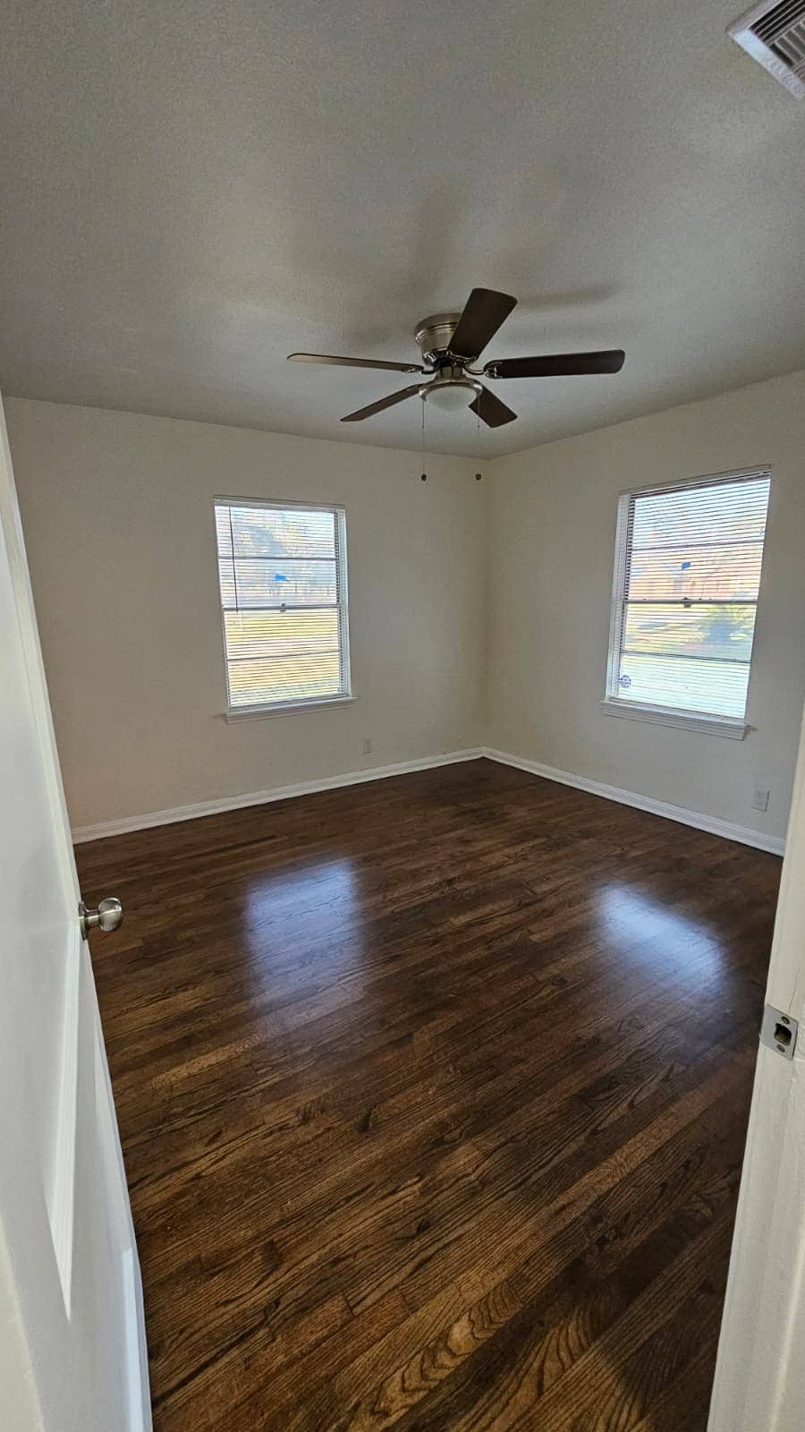 Building Photo - 6806 Jay St