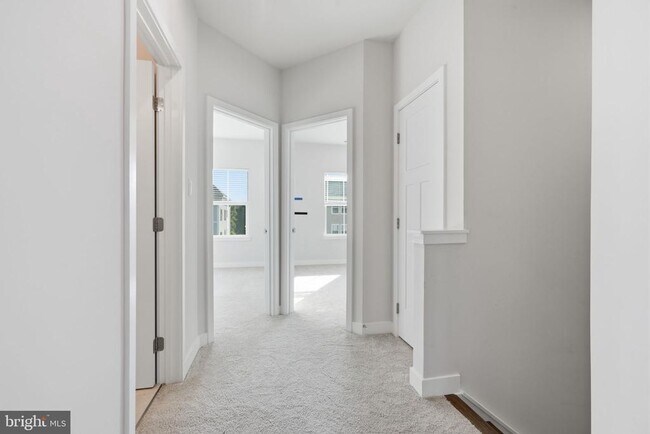 Building Photo - 30 Dolcie Ln