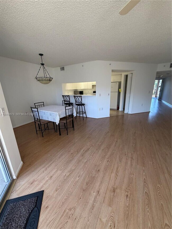 Building Photo - 12650 SW 15th St