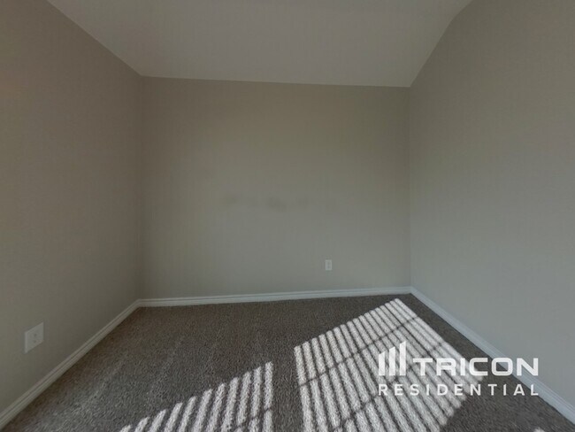 Building Photo - 126 Colony Way