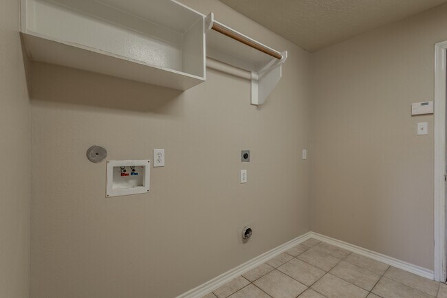 Building Photo - 6707 Topsfield Point Dr