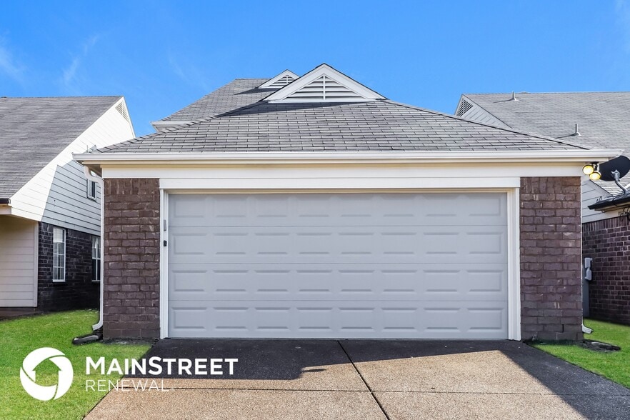 Building Photo - 10208 Sterling Ridge Dr