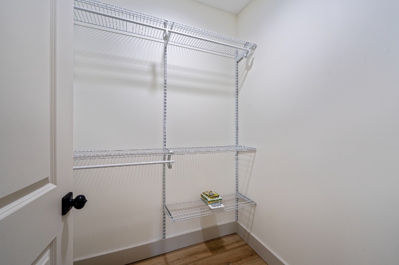 Building Photo - 605-607-607 S Champion Ave