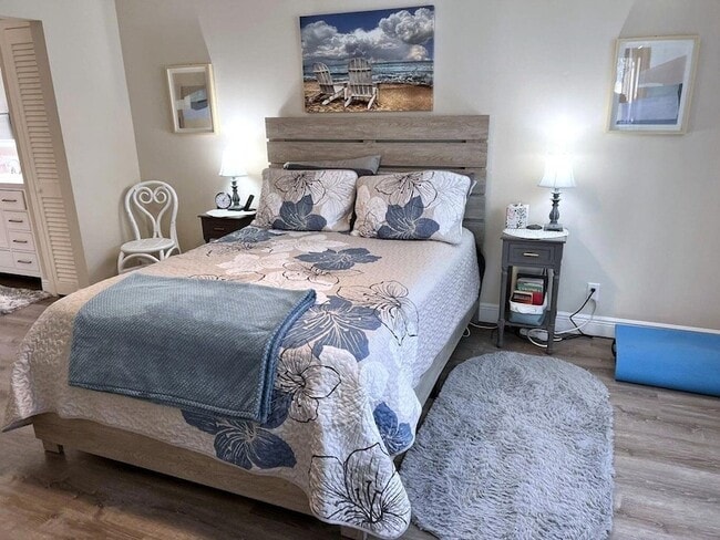 Building Photo - 5580 Tamberlane Cir