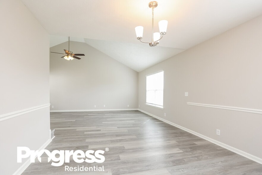 Building Photo - 1319 Tonya Dr