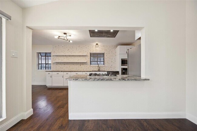 Building Photo - 3403 Linkwood Dr