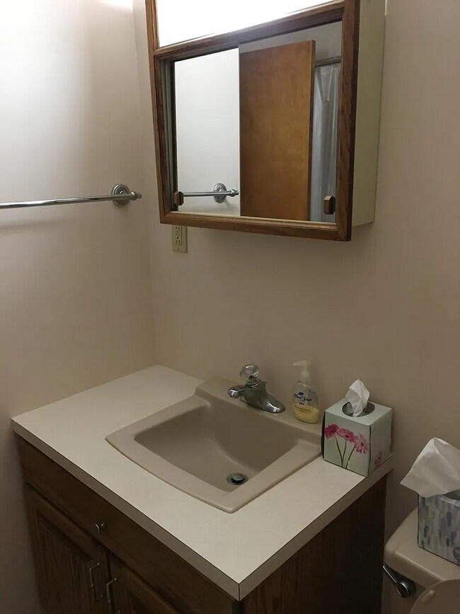 Building Photo - 2621 27th St SW