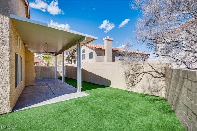 Building Photo - 7816 Calico Flower Ave